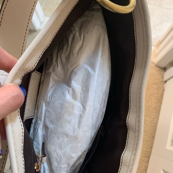 Authentic Coach bag - Picture 2 of 6